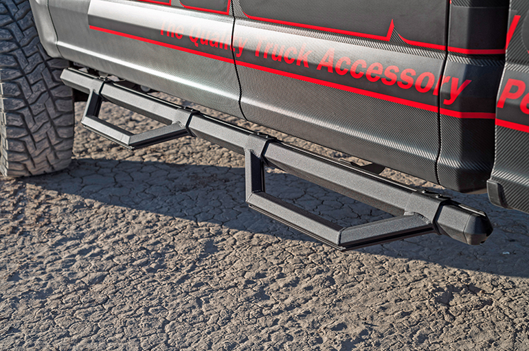 Dee Zee – Steps, Nerf Bars, and Running Boards